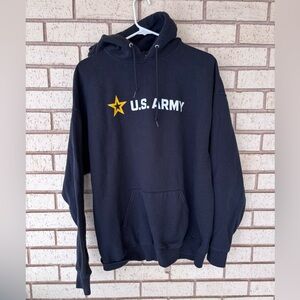 Men’s black medium US Army hoodie.